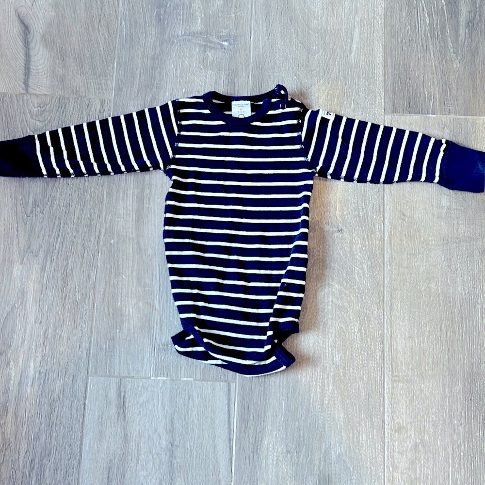 POLARN O. PYRET Navy Striped Long-Sleeve Onesie Baby 9-12M